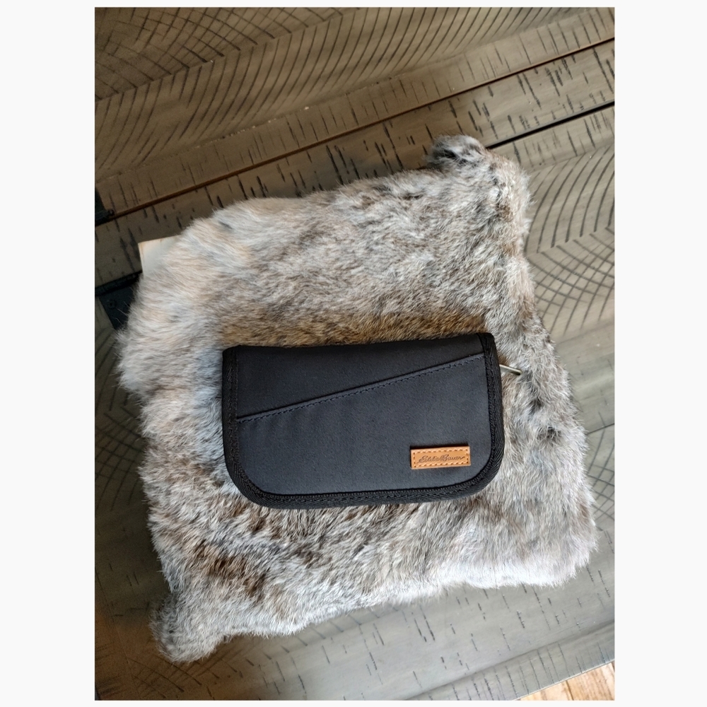 Eddie Bauer Wallet/Crossbody Bag (Black)